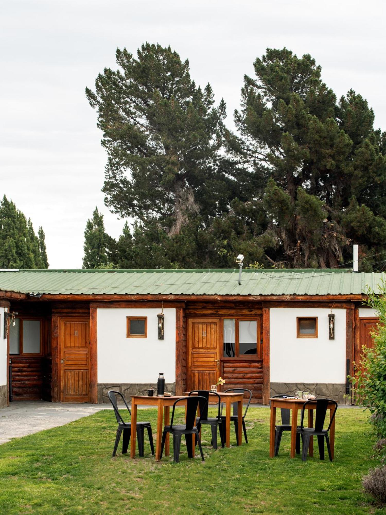 Oliva Hosteria Y Apart El Calafate Bagian luar foto